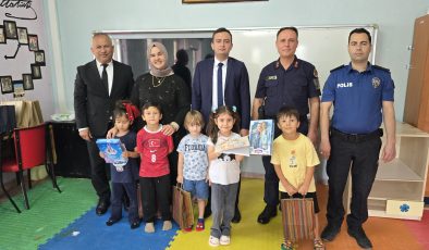 Kaymakam Yılmaz Akören İlköğretim Okulunu Ziyaret Etti