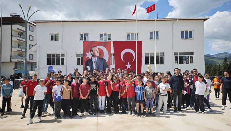Aladağ’da Gençlik Koşusu yapıldı