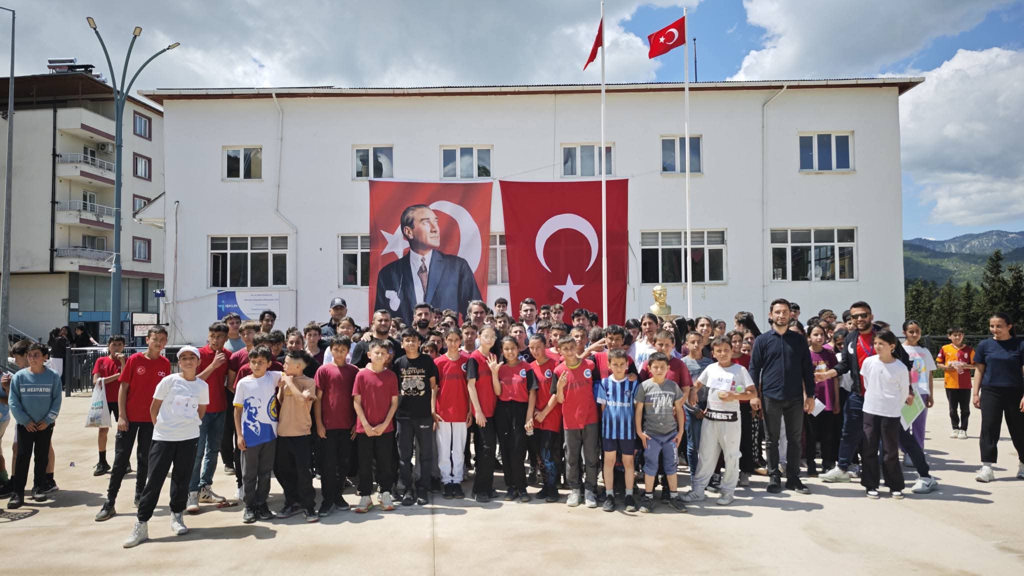 Aladağ’da Gençlik Koşusu yapıldı