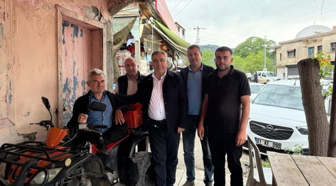 Ak Parti İlçe Başkanı Özen vatandaşlar ile bayramlaştı