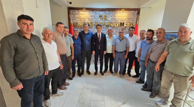 KAYMAKAM KURDU MUHTARLARLA VEDALAŞTI