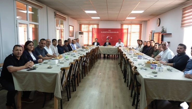 KAYMAKAM KURDU ‘YA VEDA YEMEĞİ