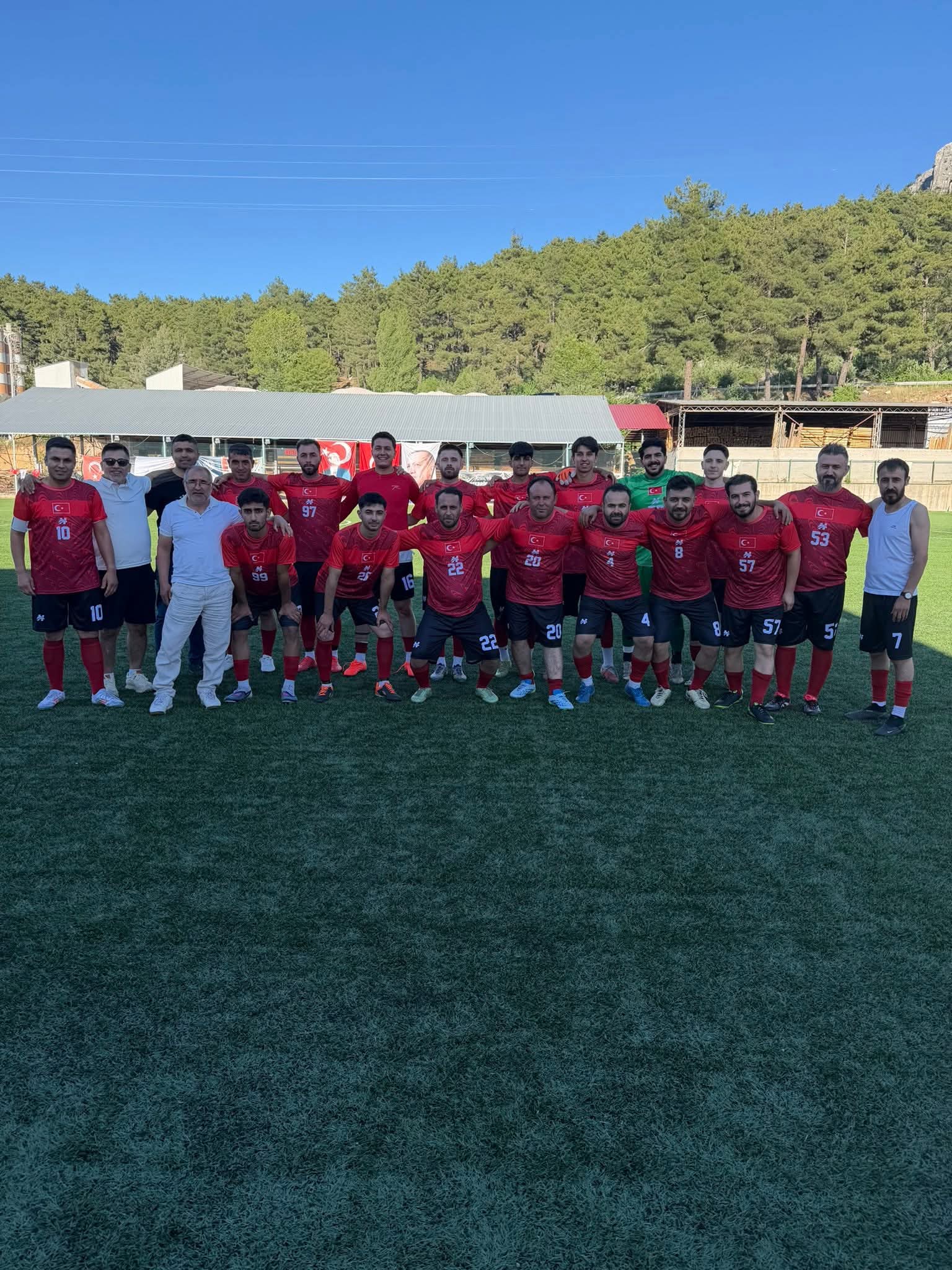 ALADAĞ FUTBOL TURNUVASI BAŞLADI